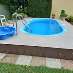 Gizella Haz Apartament