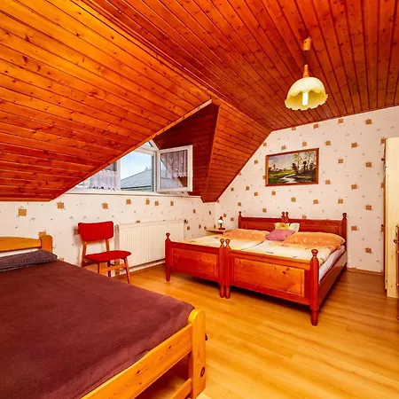 Gizella Haz Apartment